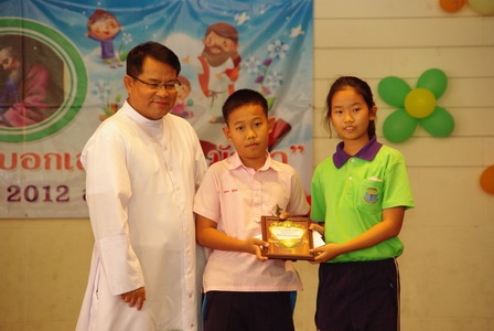 รางวัลรองชนะเลิศอันดับ  1 ได้แก่ โรงเรียนเทพินทร์พิทยา และ โรงเรียนอุดมวิทยา